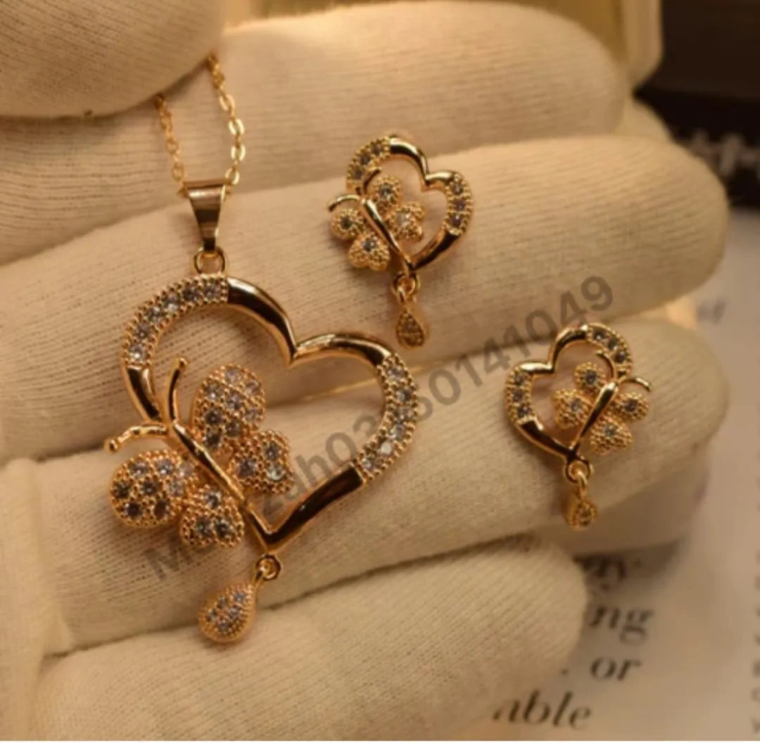 Fancy Golden Heart Locket With Tops Set For Girls